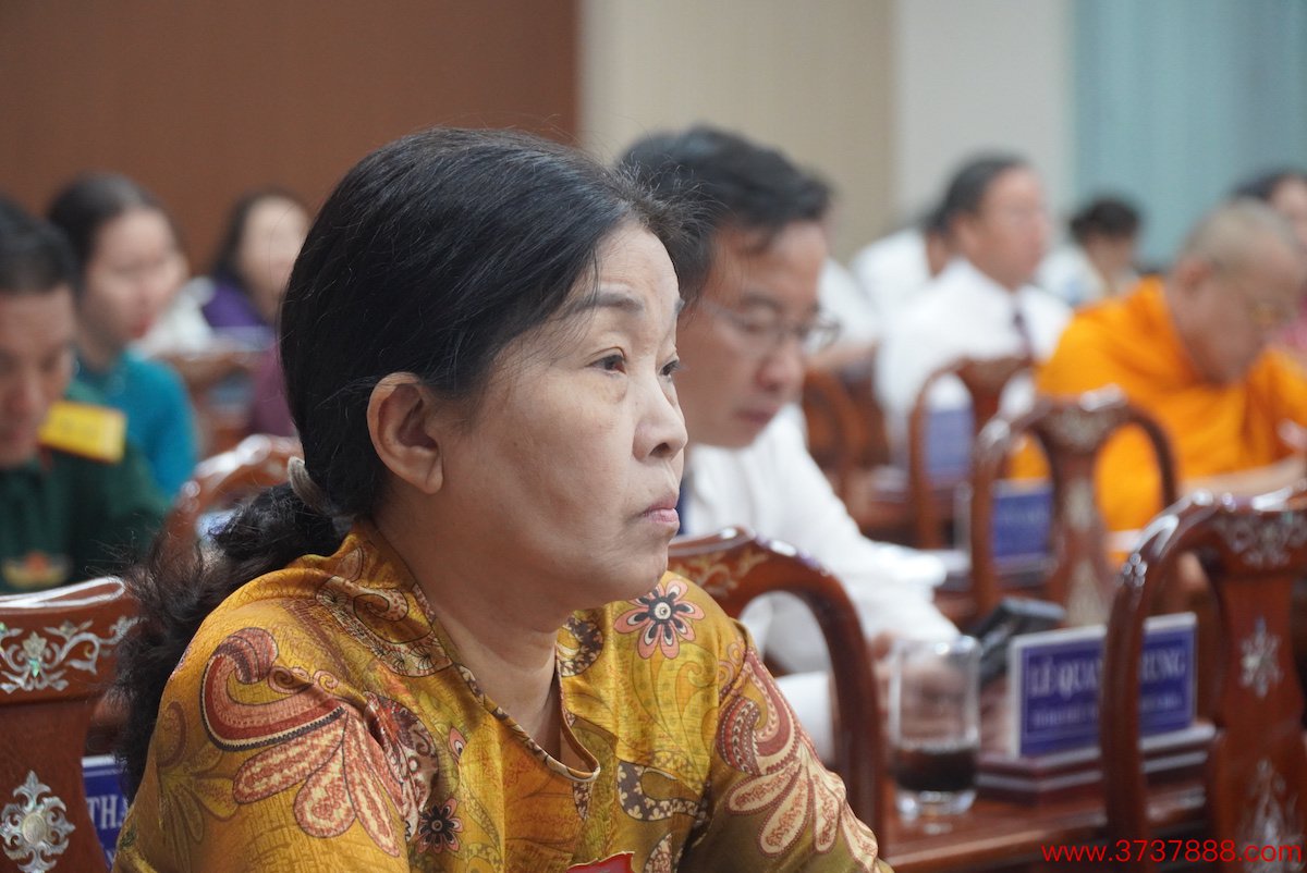Bà Châu tại Kỳ họp HĐND tỉnh trong tháng 4. Ảnh: Phước Tuấn123win đổi thưởng